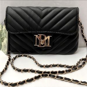 323. Badgley Mischka Black and Gold Crossbody Bag